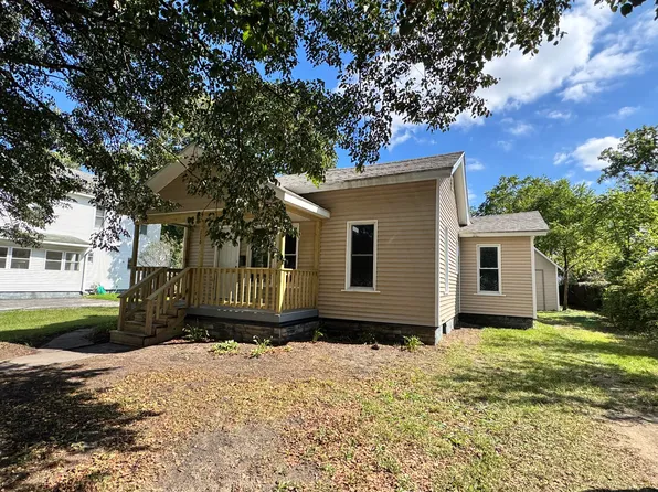 116 E Railroad St, Dowagiac, MI 49047