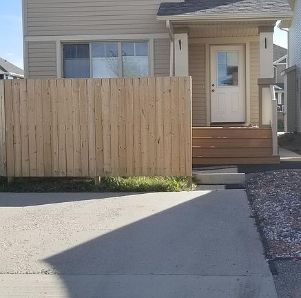 2nd image of 5302 Jim Cairns Blvd