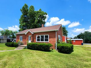 809 E Main St, West Frankfort, IL 62896