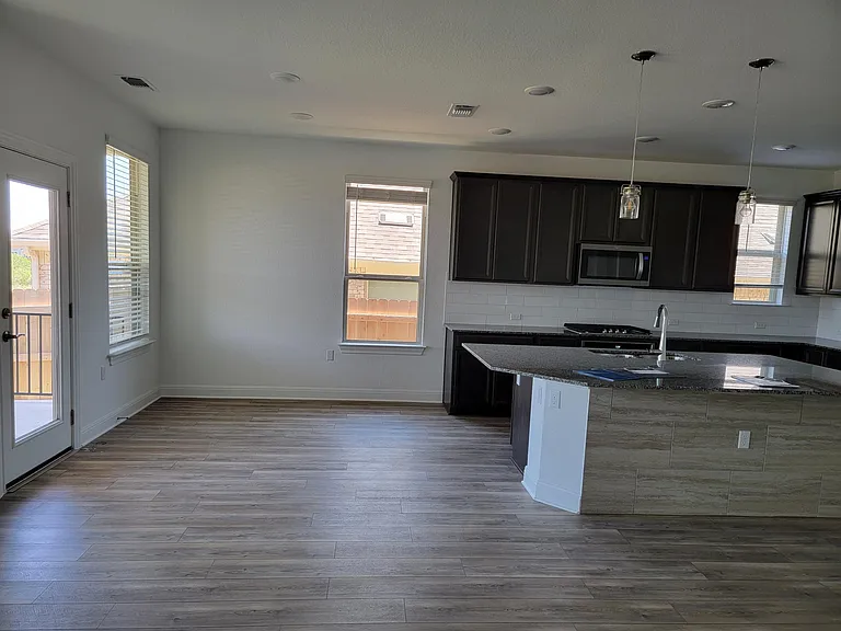 11011 Strawberry Roan Dr — Photo 7