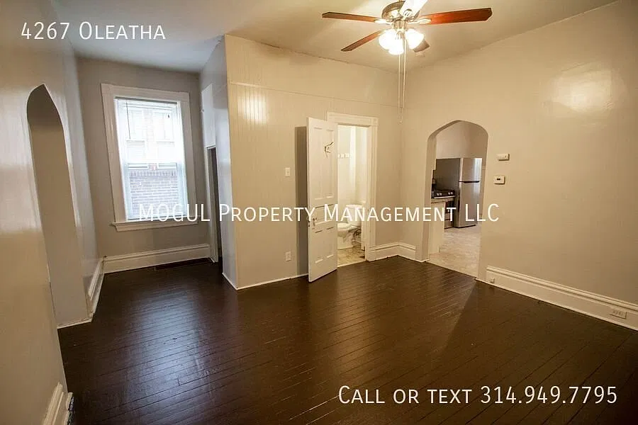 Pawsitively Perfect in Tower Grove South! Dog Friendly with a Fenced Yard! — Photo 1
