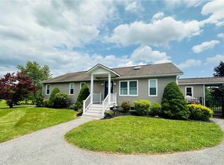 8570 County Line Rd, Cato, NY 13033
