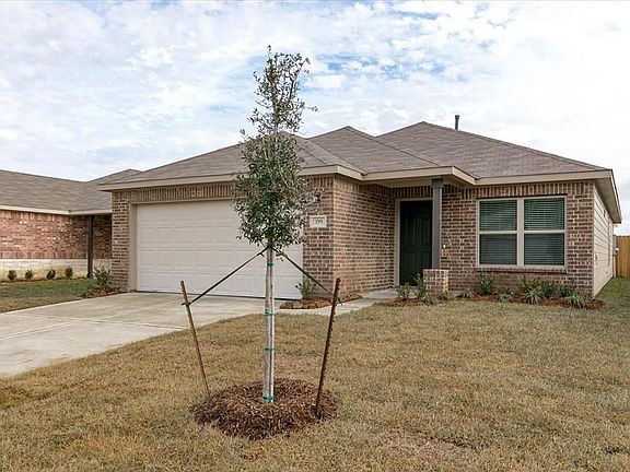 4th image of 199 Bellewood Manor Dr