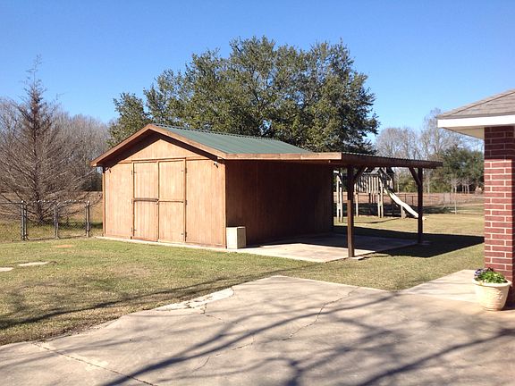 Outside storage shed