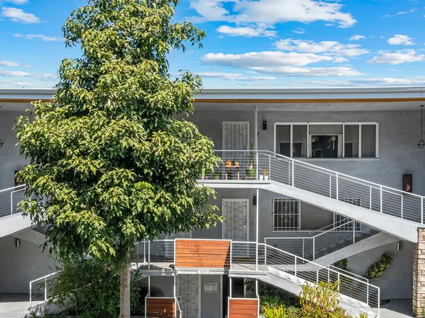 8555 Sherwood Dr APT 2, West Hollywood, CA 90069