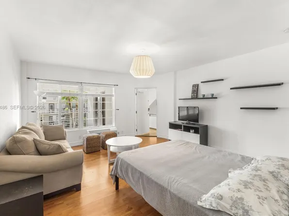 1241 14th St APT 9, Miami Beach, FL 33139
