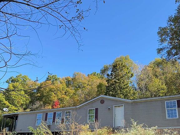 14th image of 453 River Rd