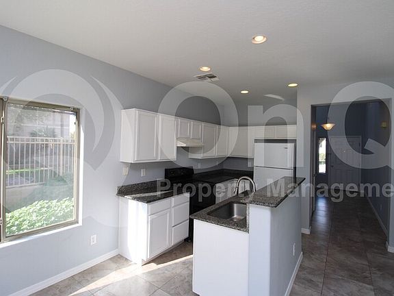 4th image of 5191 W Shaw Butte Dr