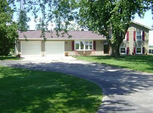 3707 C Avenue Ext, Alburnett, IA 52202