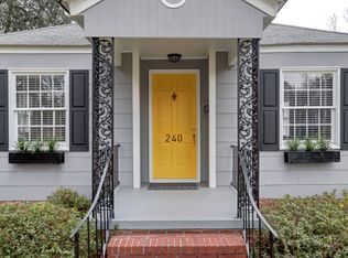 240 Columbus Dr, Savannah, GA 31405