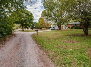 9044 S Harpeth Ct, Nashville, TN 37221