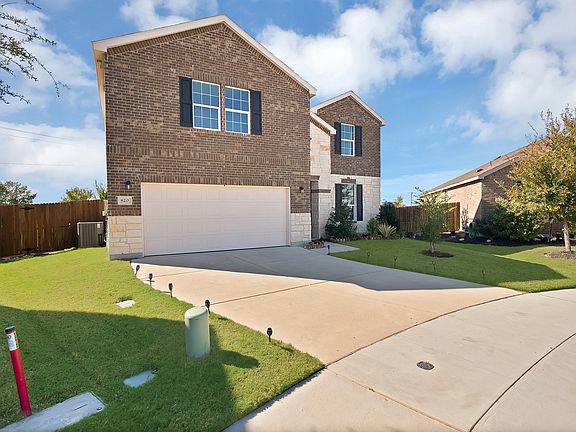 3rd image of 820 Lemongrass Ct