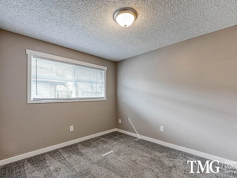 11114 NE 48th Cir #B — Photo 13