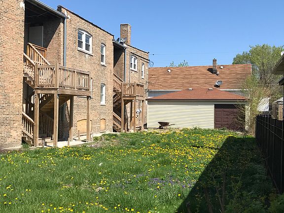 4th image of 6651 S Oakley Ave #6655