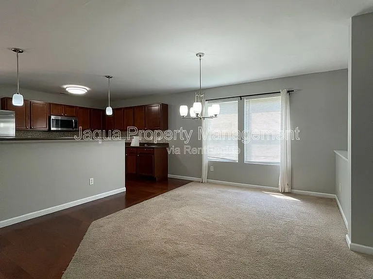 7457 Brindle Trl — Photo 4