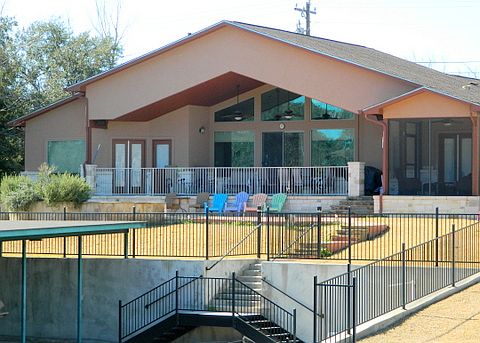 1st image of 603 Highland Dr