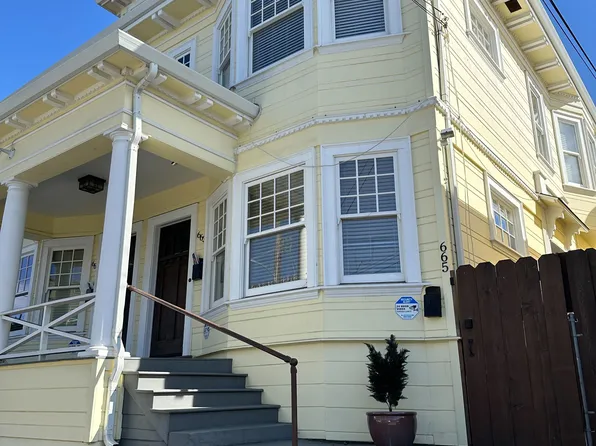 665 43rd St, Oakland, CA 94609