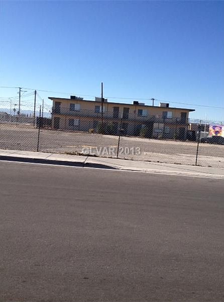 2nd image of 511 W Monroe Ave APT 5