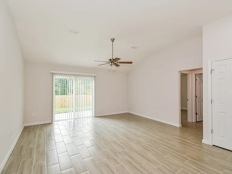 6087 Patriots Landing Ln — Photo 4