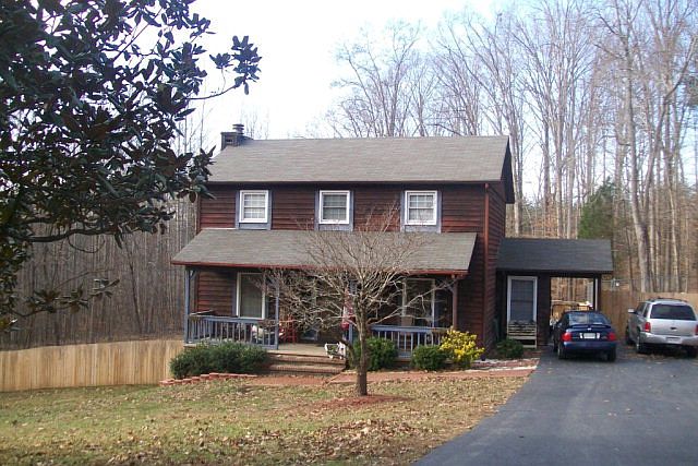 2nd image of 417 Huntington Rd