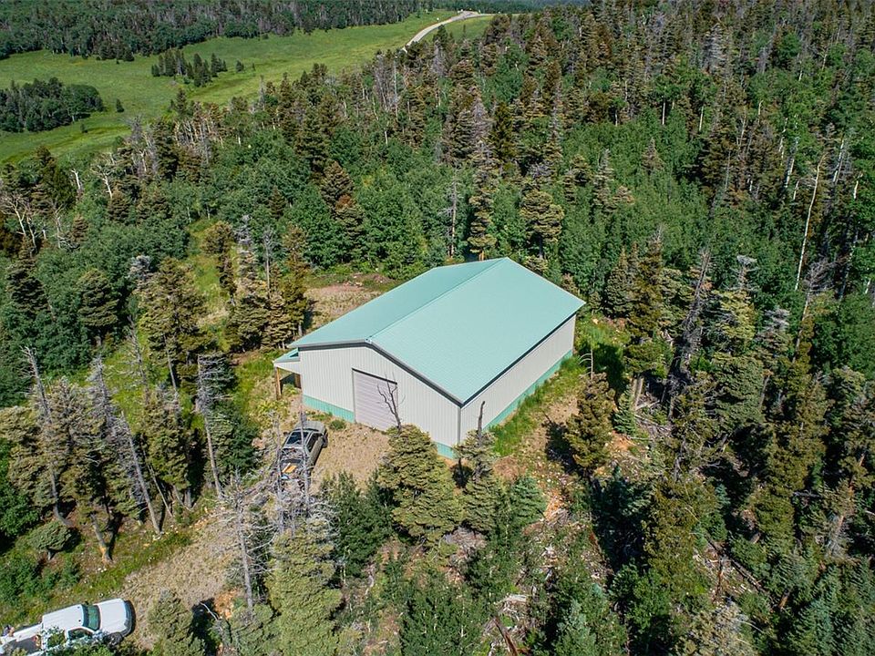 1st image of 22525 Glaves Ln