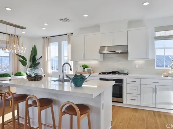 292 Heartland Way Rancho, Mission Viejo, CA 92694