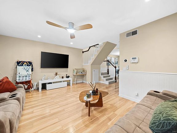 3rd image of 8145 Calle Fanita