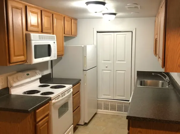 1015 Mississippi St, 1015 Mississippi St #46175818d, Lawrence, KS 66044