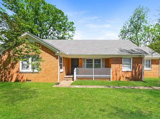 1392 Oakwood Dr, Memphis, TN 38116