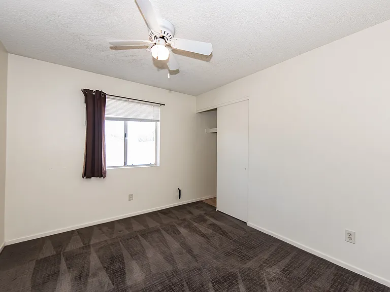 4598 W 18th Ln — Photo 12