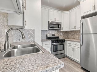 Palms Court, Los Angeles, CA 90034