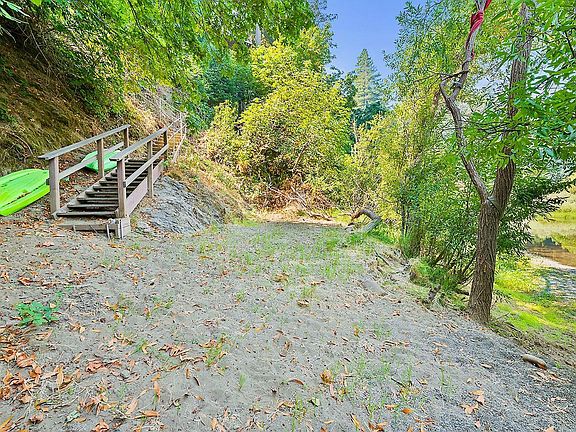 5th image of 11723 Summerhome Park Road