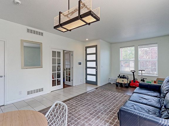 4th image of 13601 Krameria St