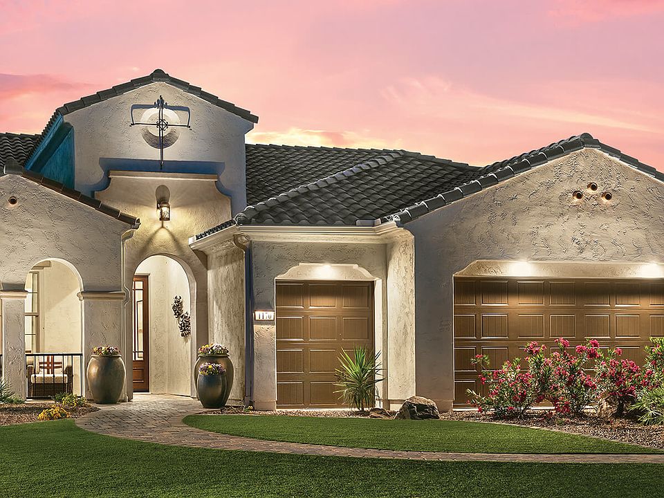 MODEL HOME