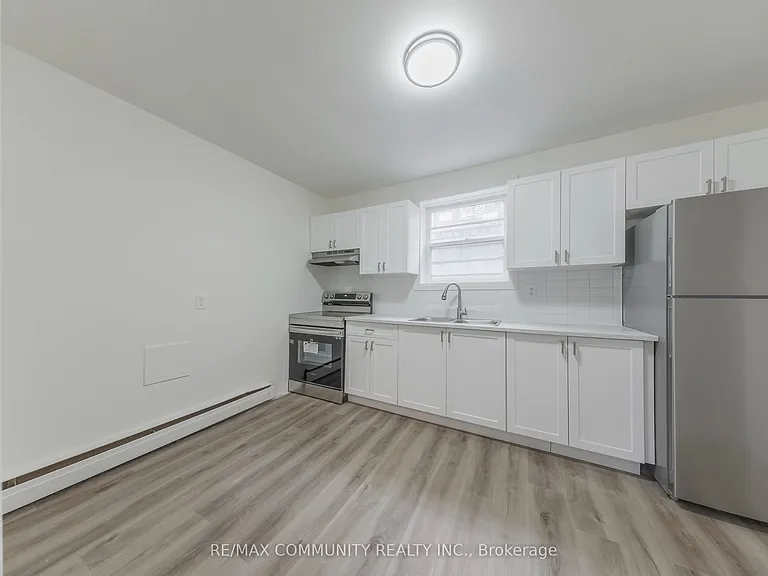 383 Buena Vista Ave #B3 — Photo 8