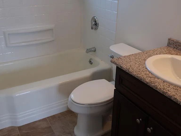 110 Lavender Ct #9 — Photo 6