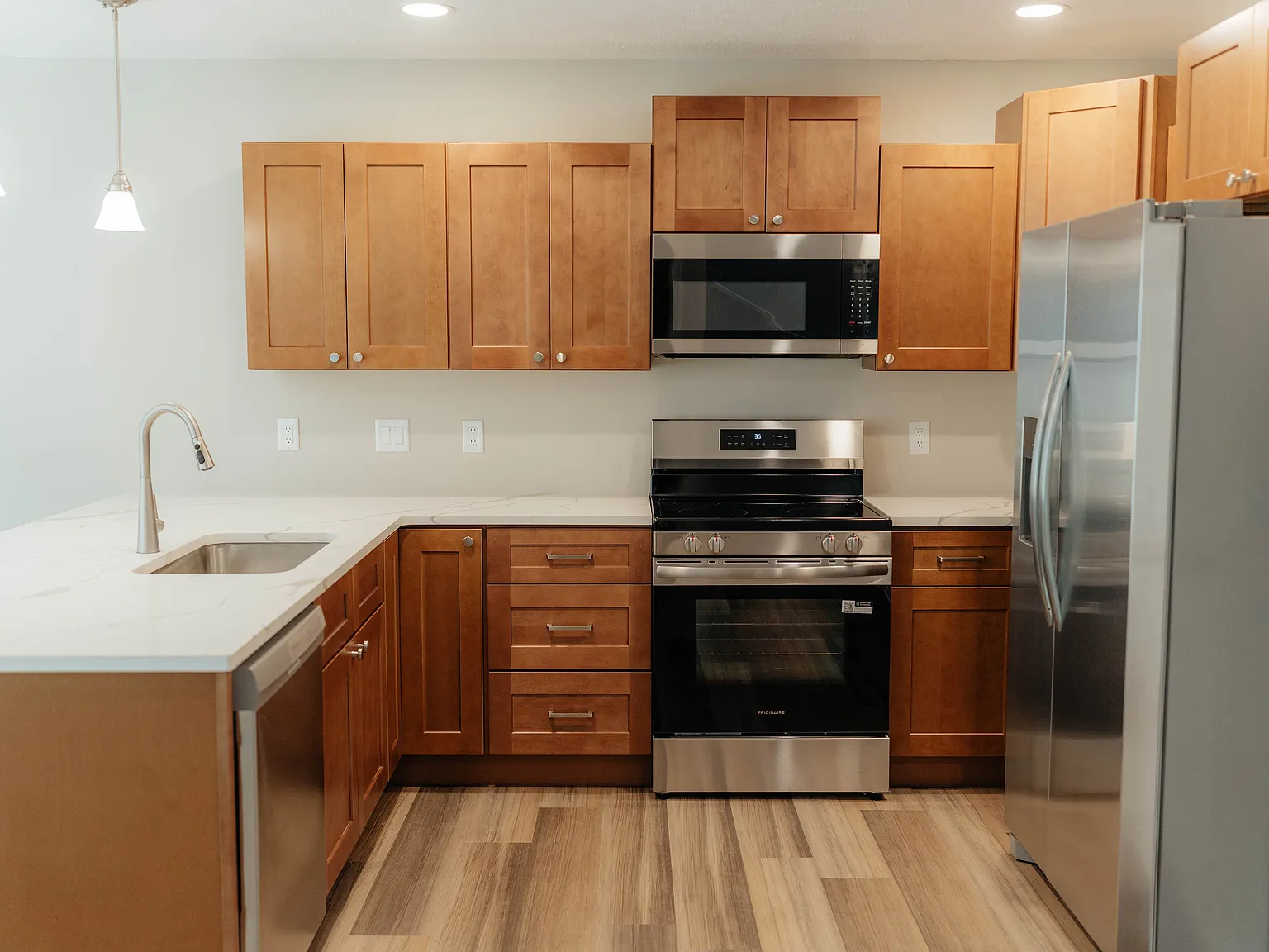 3 bed, 1739 sqft, $2,000 — Photo 4