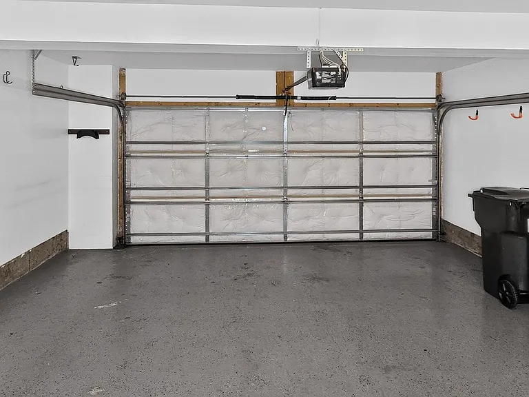 5363 S Center Dr — Photo 30