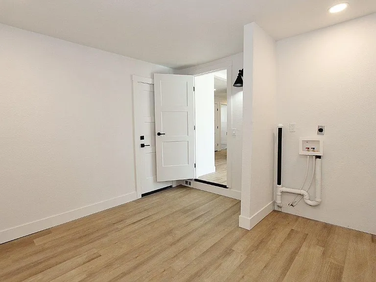 2840 N Arthur St — Photo 12