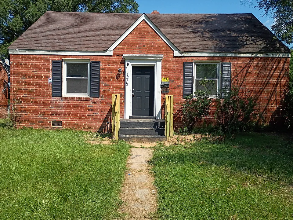 1412 Silver Ave