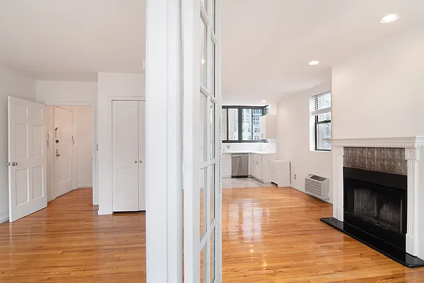 Rented by WAM Partners - William Moses Co. | media 18