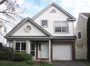 37 Carlisle Ct, Old Bridge, NJ 08857