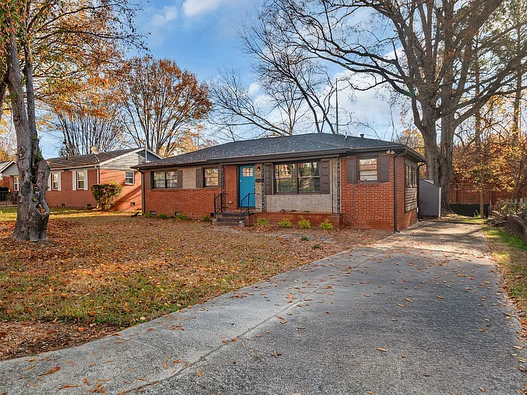 1330 Dean St — Photo 68