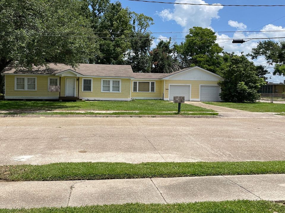 1st image of 309 Margaret St