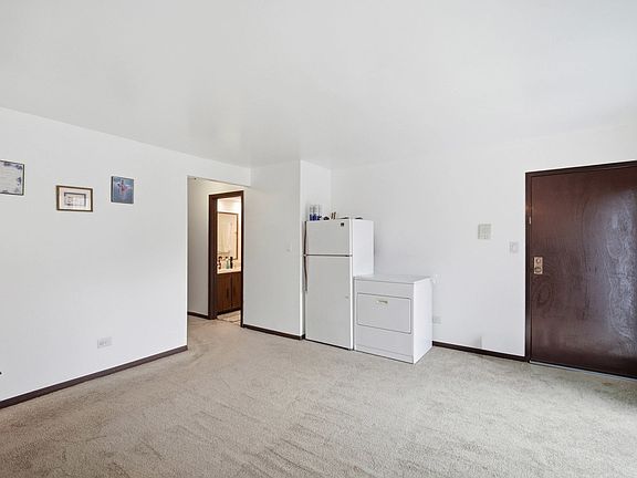 4th image of 1791 W Algonquin Rd APT 3A