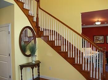 3rd image of 105 Laurel Meadow Ln