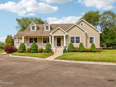 17 Willow Court, Oceanport, NJ, 07757