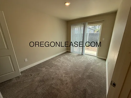 4040 Horace St #4 Photo 1