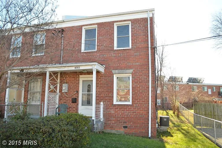 4801 Bass Pl SE