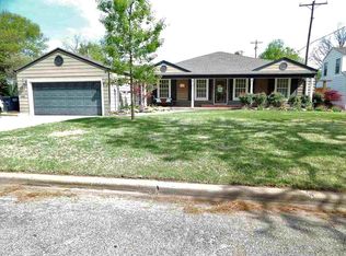 1402 W Wabash Ave, Enid, OK 73703